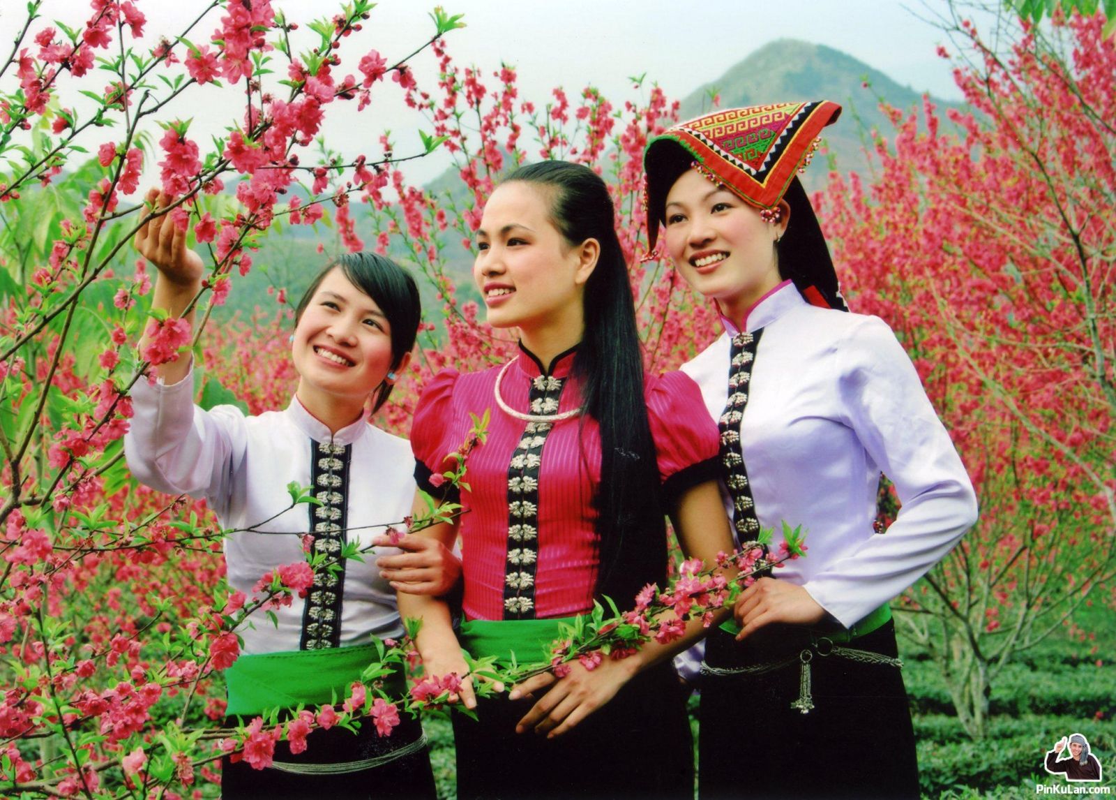 NHỮNG NÉT ĐẸP TRONG VĂN HOÁ TẾT CỔ TRUYỀN CỦA NGƯỜI DÂN TỘC Ở SAPA