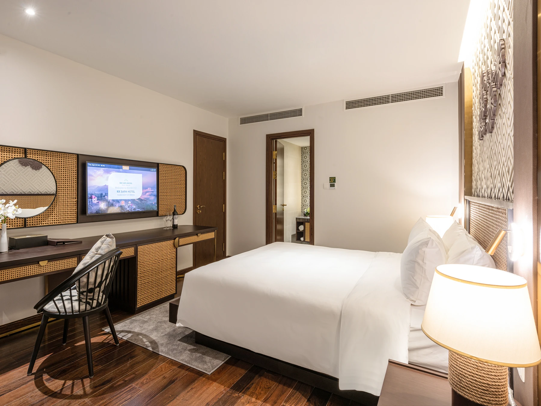 Family Internal View Room